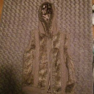Faux Fur sweater vest with hood